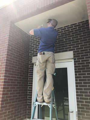 Repairing Lights in Hickory, NC (1)