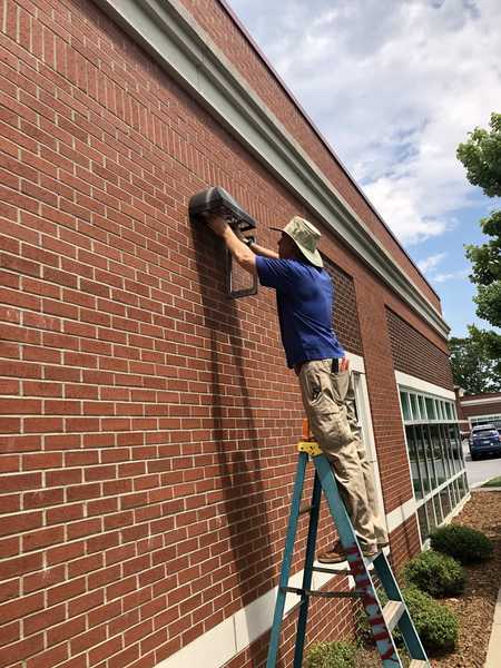 Repairing Lights in Hickory, NC (3)